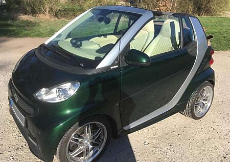 Smart ForTwo Cabrio Brabus "Tailor Made" Leder + Verdeck beige