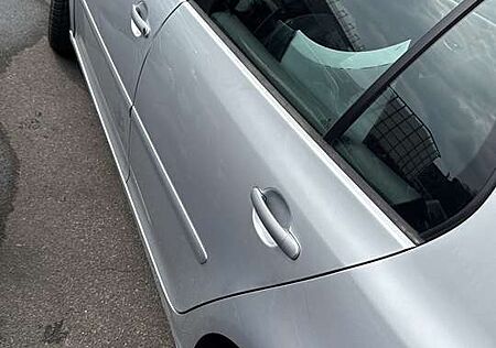 VW Golf Volkswagen Sportline