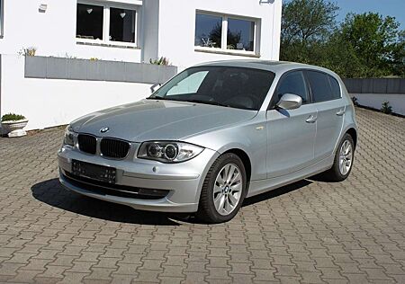 BMW 116 i - Navi-Bluetooth-BiXenon-Sitzheizung-PDC