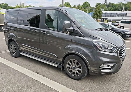 Ford Tourneo Custom 320 L1H1 VA Autm. Titanium X