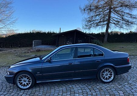 BMW 540 i E39 rostfrei 154000 Km, BBS Tüv neu!