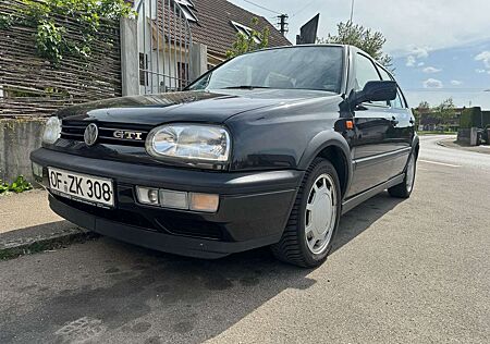 VW Golf GTI Volkswagen 2.0