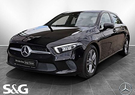 Mercedes-Benz A 180 d DISTRONIC+360°+LED+MBUX+CARPLAY+17 ZOLL