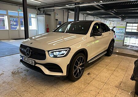 Mercedes-Benz GLC 400 d Coupé 4M AMG+Night+360+AHK+MULTIBEAM+Pano-Dach