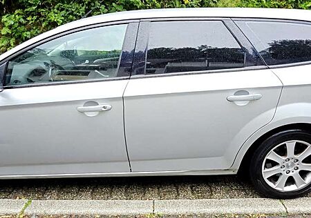 Ford Mondeo 1.6 Ti-VCT Trend