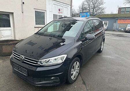 VW Touran Volkswagen 2.0 TDI Panorama -Dach, 7 Sitze, LED