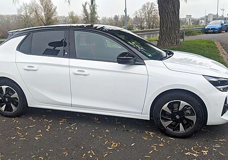 Opel Corsa-e GS, 45 % u UVP, vom Mitarbeiter