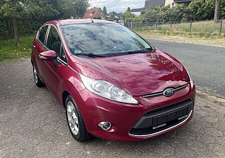 Ford Fiesta 1.4 Titanium/Winterräder/TÜV neu