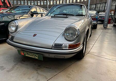 Porsche 911 E Targa 2.4 L Ölklappe Matching Numbers