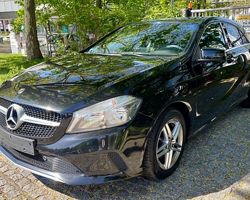 Mercedes-Benz A 200 BlueEfficiency NAVI KAMERA PDC