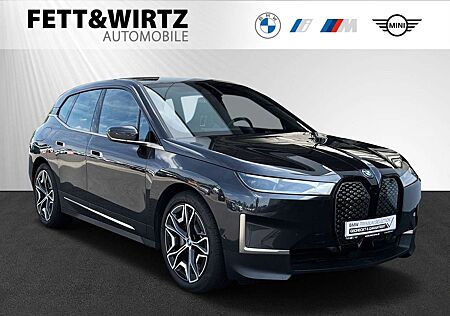 BMW iX xDrive40 22"LM|AHK|HarmanKardon|DA-Prof.