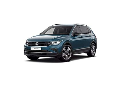 VW Tiguan Volkswagen 2.0TDI DSG Move Matrix AHK STHZ Navi Rear View