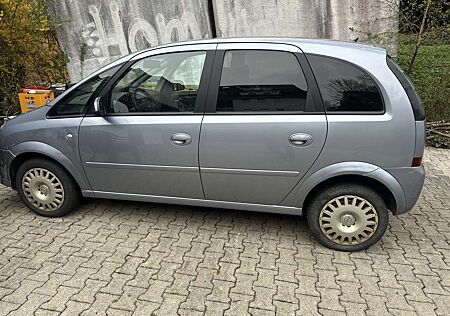 Opel Meriva 1.6 16V Easytronic Innovation 110 Jahre
