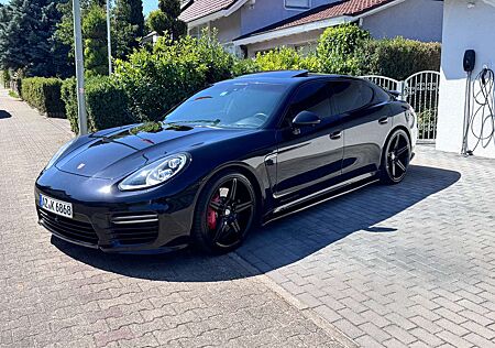 Porsche Panamera GTS