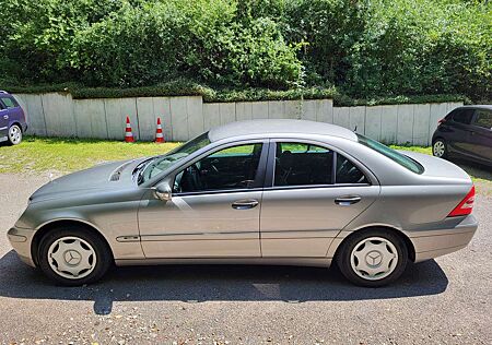 Mercedes-Benz C 180 C-Klasse Kompressor Classic