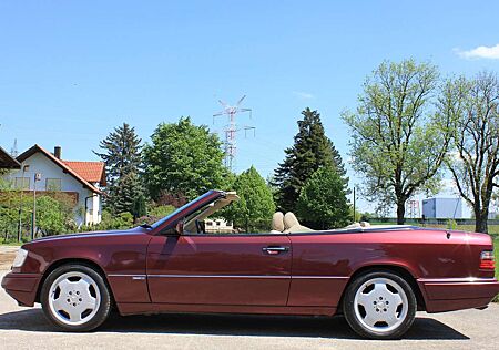Mercedes-Benz E 320 Aut. Sport Line Original 100% Deutsch 2.Hand