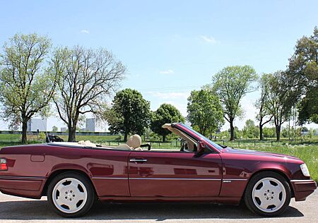 Mercedes-Benz E 320 Aut. Sport Line Original 100% Deutsch 2.Hand