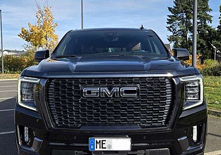 GMC Yukon Denali