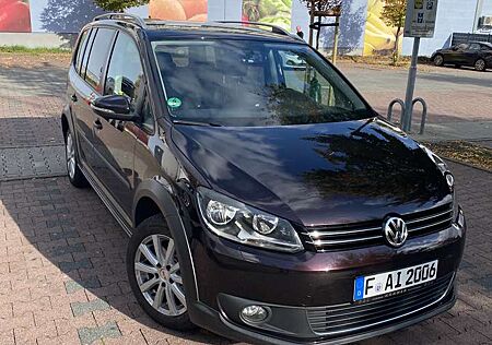 VW Cross Touran Volkswagen