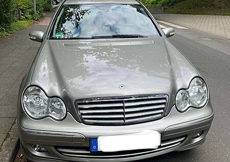 Mercedes-Benz C 180 C-Klasse Kompressor Classic
