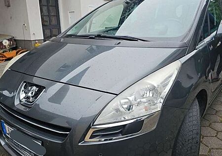 Peugeot 5008 1.6 Family 7 Sitzer