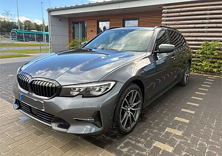 BMW 320d 320 Touring Aut. Sport Line