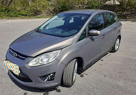Ford C-Max Titanium