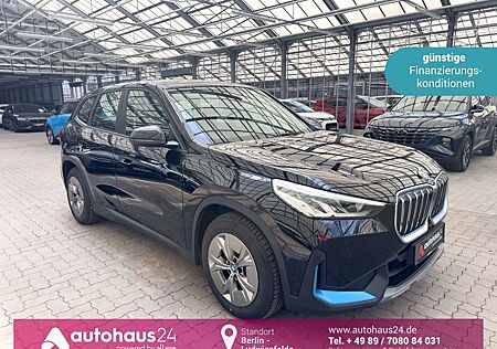 BMW iX1 xDrive30   LED|Navi|CarPlay|Kamera