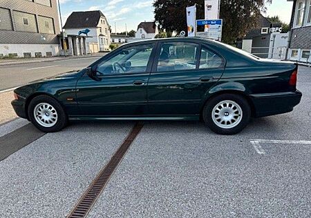BMW 520 i Automatik 1 Hand Keine Rost