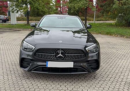 Mercedes-Benz E 220 gebraucht kaufen Mercedes-Benz E 220 d 4Matic 9G-TRONIC AMG Line
