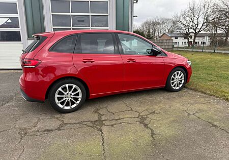 Mercedes-Benz B 180 d 7G-DCT Progressive ,MBUX, E- Heck ,LED ,w. Extra