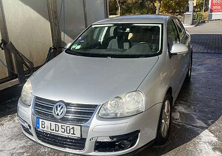 VW Jetta Volkswagen 1.4 TSI United
