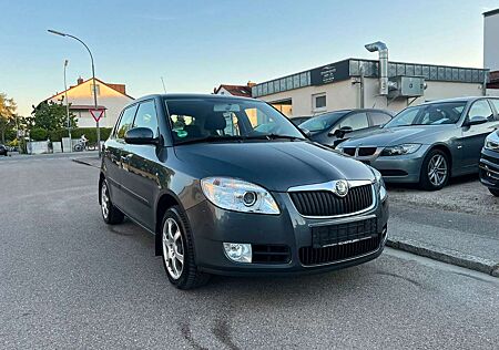 Skoda Fabia Sport 1.4 i Klimaauto. PDC Temp 49.990km
