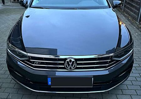 VW Passat Variant Volkswagen 2.0 TDI SCR DSG Elegance