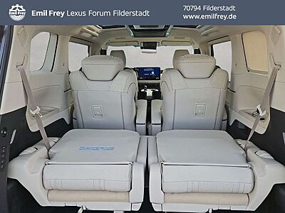 Lexus LM 350h AWD Executive 6+1 Sitzer