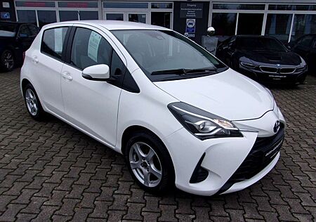 Toyota Yaris 1,0 , AHK,