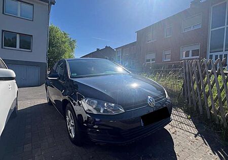 VW Golf Volkswagen Trendline BMT