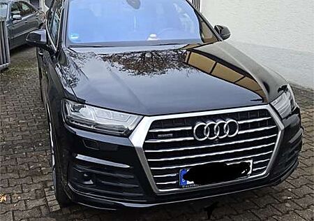 Audi Q7 50 TDI quattro tiptronic
