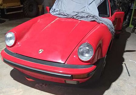Porsche 911 Carrera