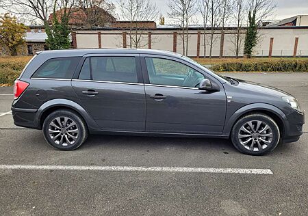 Opel Astra 1.6 Caravan Edition 111 Jahre