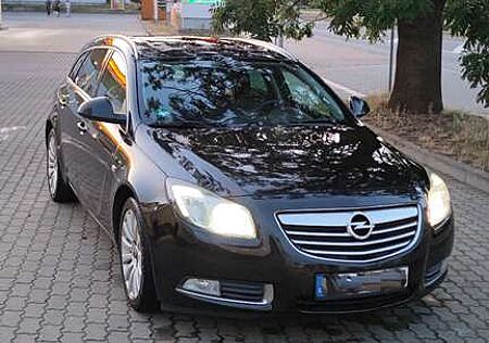 Opel Insignia 2.0 CDTI Sports Tourer Automatik Edition.Maximal