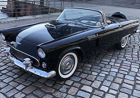 Ford Thunderbird Automatik Servo schöner Zustand 1956