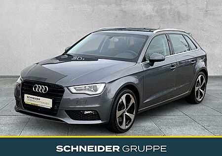 Audi A3 1.8 S-Tronic S-Line Attraction STANDHEIZUNG