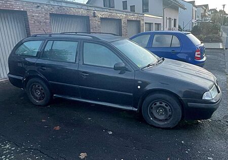 Skoda Octavia 1.9 TDI Combi Elegance