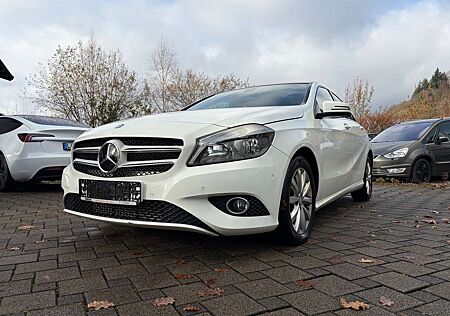 Mercedes-Benz A 200 BlueEfficiency*HU NEU*Panorama*