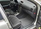 Toyota Avensis 1.8 VVT-i Combi Automatik Sol