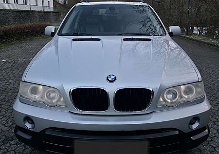 BMW X5 3.0 i