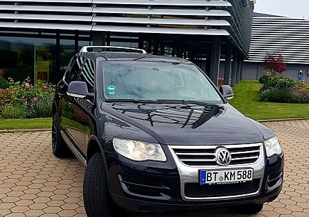 VW Touareg Volkswagen 3.0 V6 TDI DPF Automatik Exclusive Edition