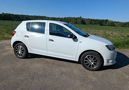 Dacia Sandero 1.2 16V 75 Celebration