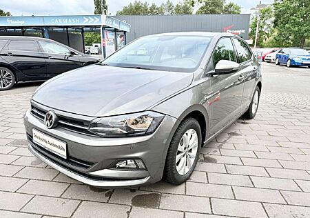 VW Polo Volkswagen VI Highline,Automatik,Navi,Sitzheizung,